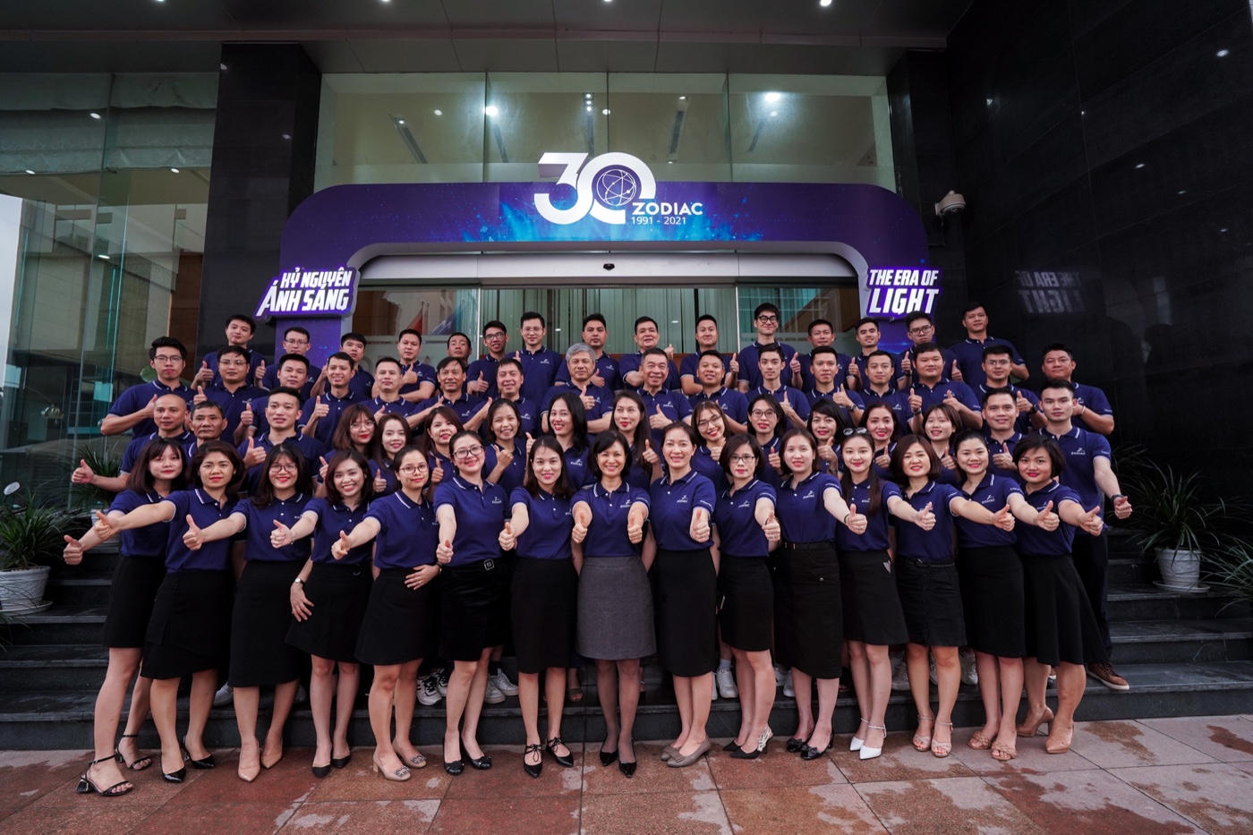 Tập thể Zodiac tại sự kiện kỷ niệm thành lập công ty